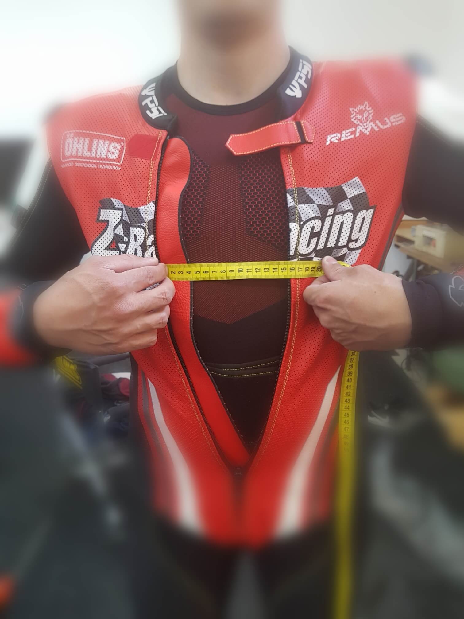 mal&aacute; kombin&eacute;za